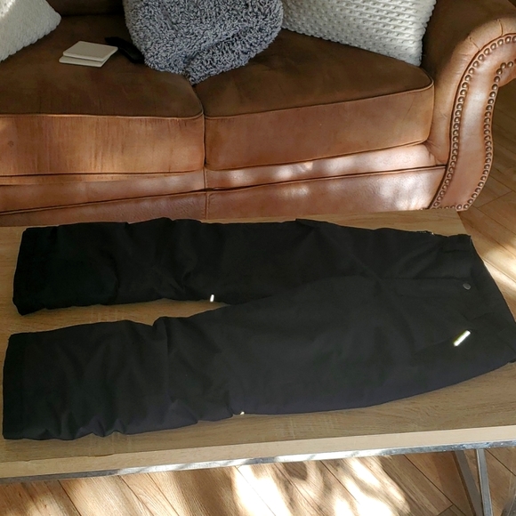 NWOT Columbia Omni-Tech youth snow pants. 10/12. - Picture 1 of 7